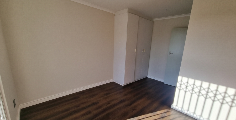 To Let 3 Bedroom Property for Rent in Sunningdale Western Cape